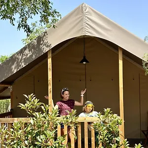 Rodas Camping Roses